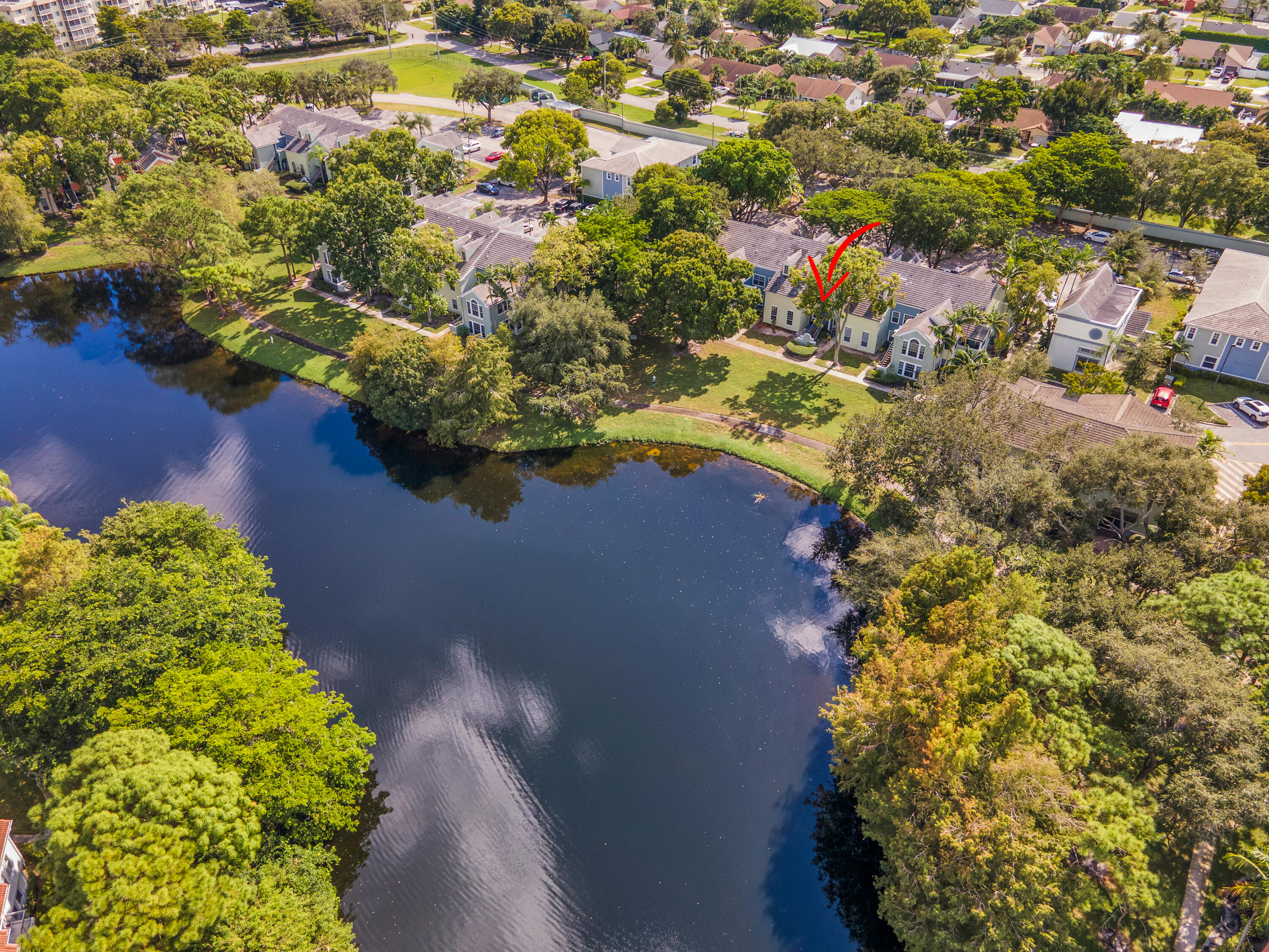 1275 Crystal Way, Unit K Delray Beach, FL 33444 - Photo 40 of 45 a view of a lake