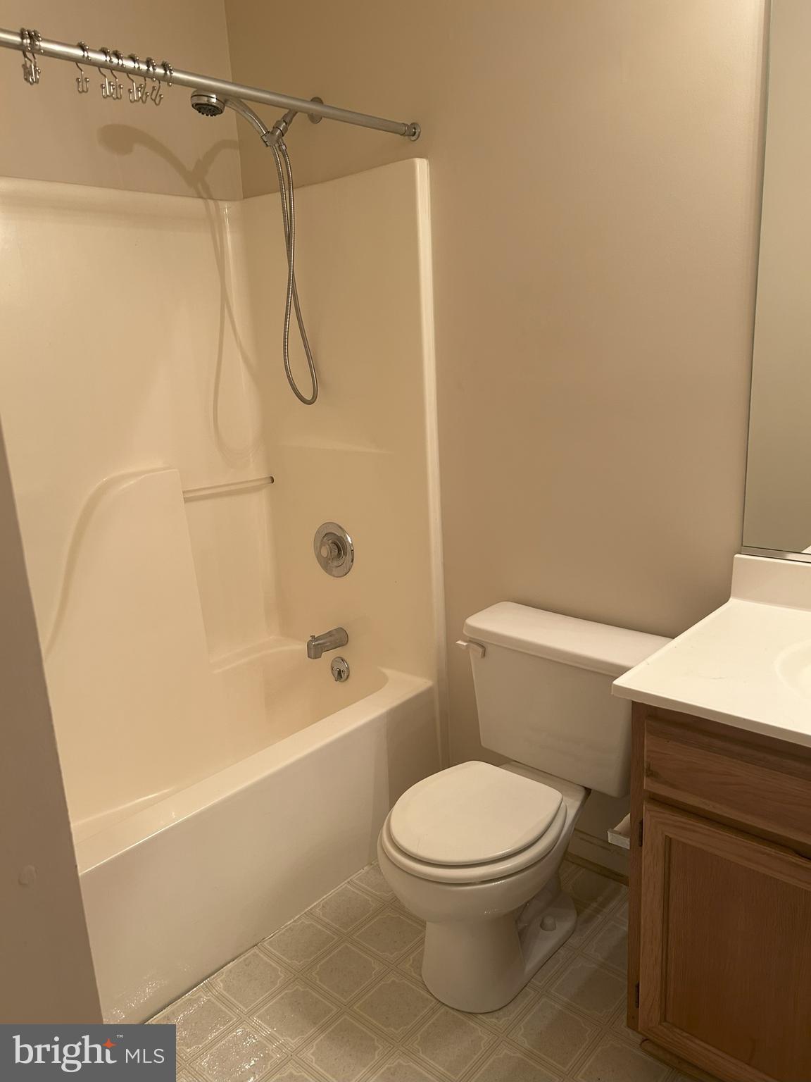 111 Janwall Street Annapolis, MD 21403 - Photo 22 of 32 a bathroom with a toilet and a shower