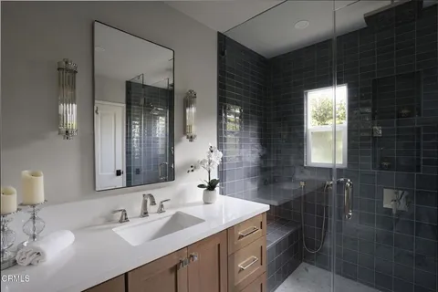 $1,899,000 | 2185 North Roosevelt Avenue, Altadena, CA 91001
