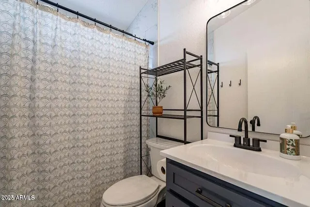 $2,600 | 15026 South 28th Street, Phoenix, AZ 85048