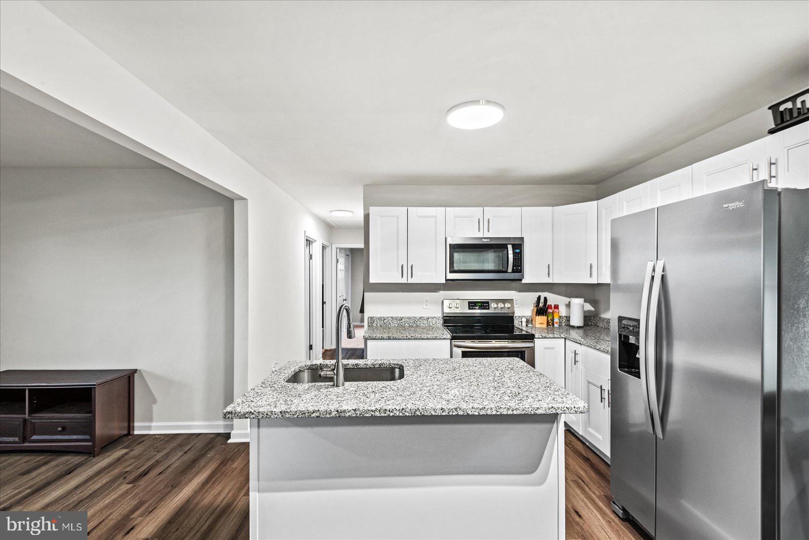 2010 Lake Road Lottsburg, VA 22511 - Photo 2 of 21