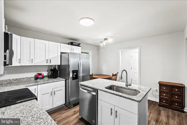 $289,900 | 2010 Lake Road, Lottsburg, VA 22511