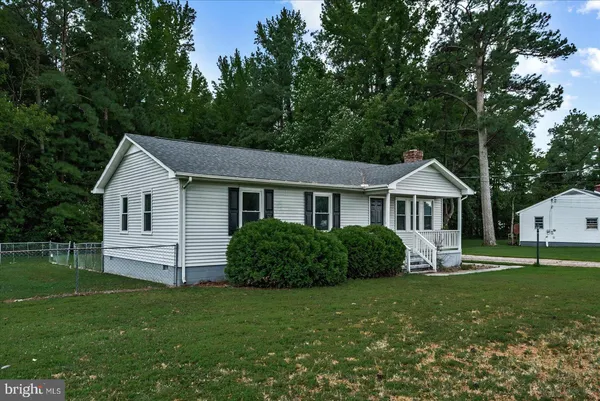 $289,900 | 2010 Lake Road, Lottsburg, VA 22511