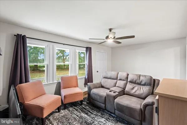 $289,900 | 2010 Lake Road, Lottsburg, VA 22511