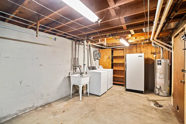 $270,000 | 6840 Carlin Court, Mount Pleasant, WI 53406