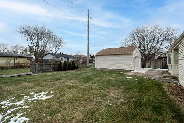 $270,000 | 6840 Carlin Court, Mount Pleasant, WI 53406