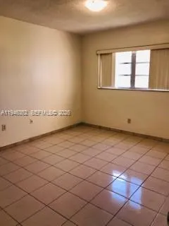 $1,690 | 120 Royal Palm Road, Unit 102, Hialeah Gardens, FL 33016