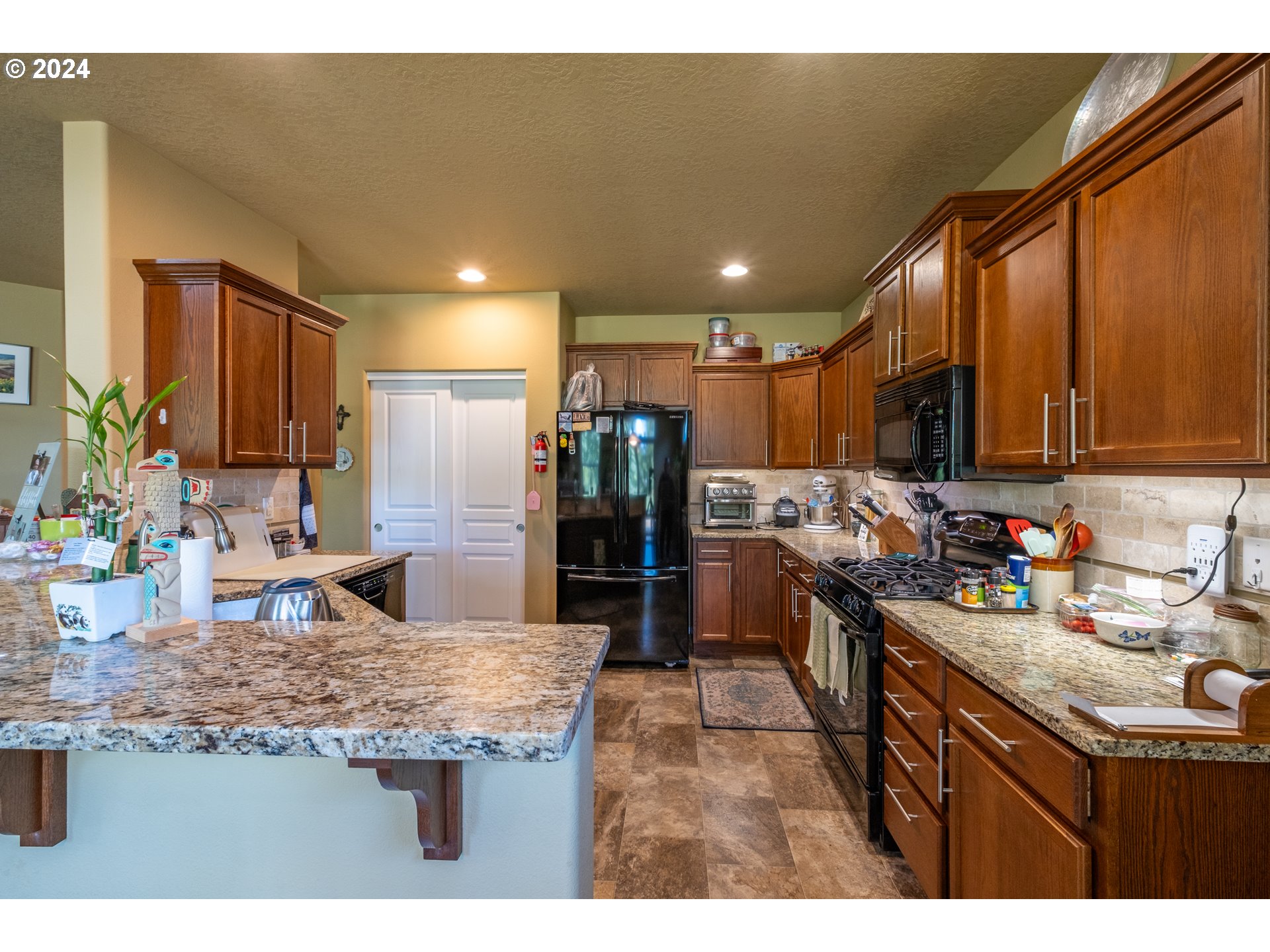 2452 Perfect Lane Southwest Albany, OR 97321 - Photo 4 of 32 Gallery Image 4
