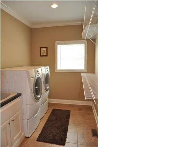 14662 Old State Road Evansville, IN 47725 - Photo 11 of 30 Gallery Image 11