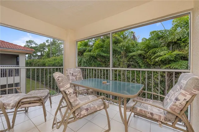 $249,000 | 6645 Huntington Lakes Circle, Unit 203, Naples, FL 34119