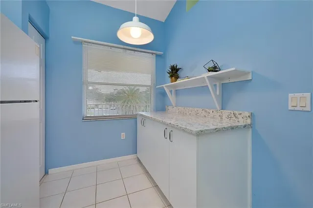 $249,000 | 6645 Huntington Lakes Circle, Unit 203, Naples, FL 34119