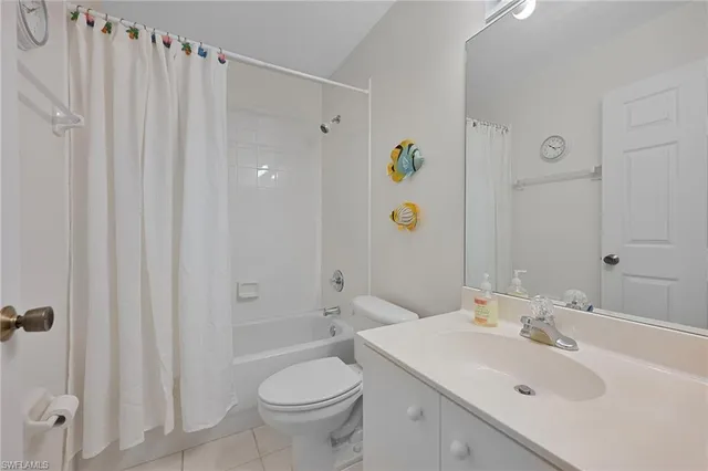 $249,000 | 6645 Huntington Lakes Circle, Unit 203, Naples, FL 34119