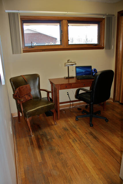 404 Alleen Road Knoxville, TN 37920 - Photo 24 of 36 BR 4_office entrance