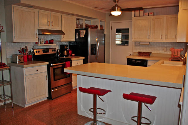 404 Alleen Road Knoxville, TN 37920 - Photo 5 of 36 Remodeled kitchen