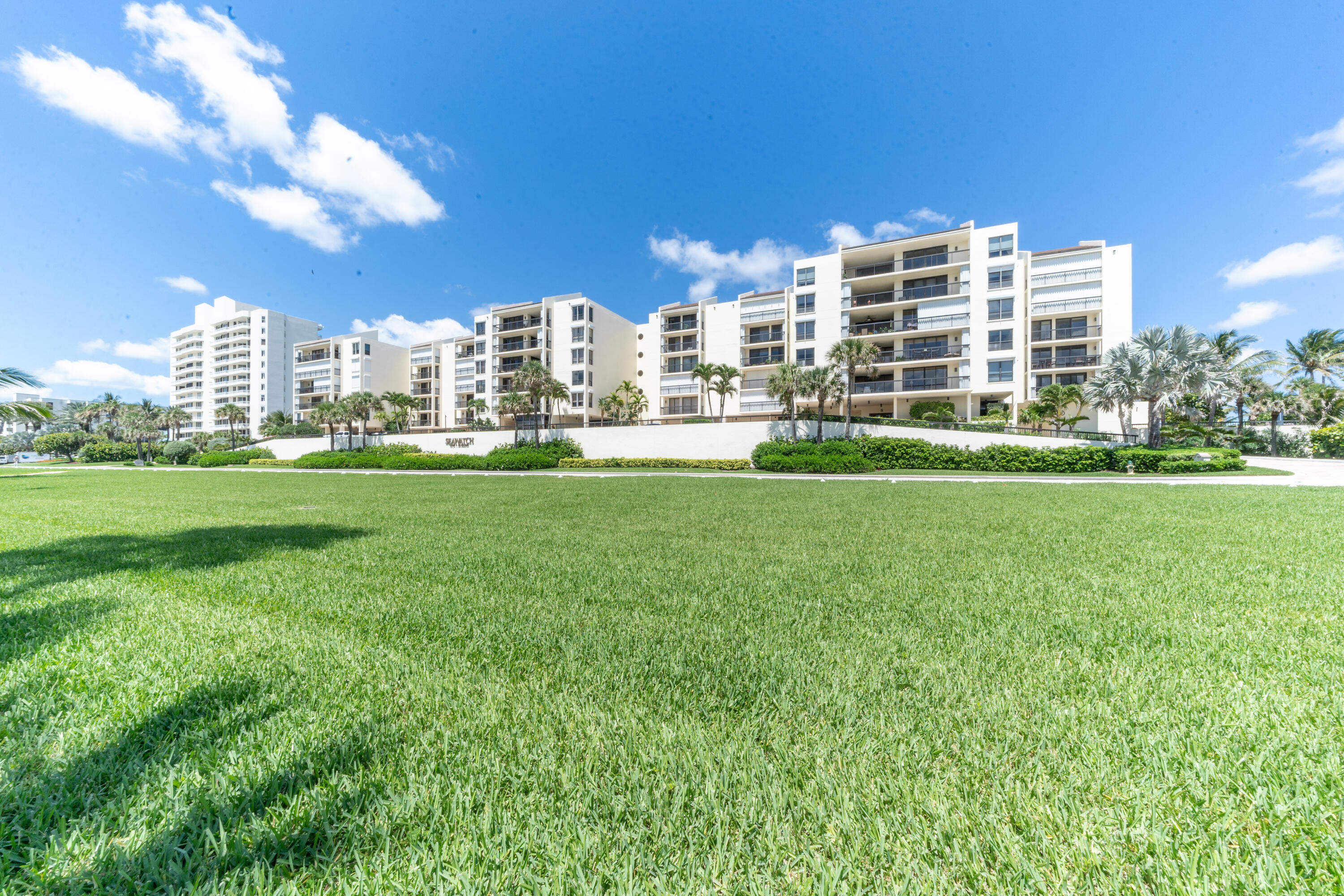 19670 South Beach Road, Unit PH B4 Jupiter, FL 33469 - Photo 60 of 60 046-19670BeachRd-Jupiter-FL-33469-full