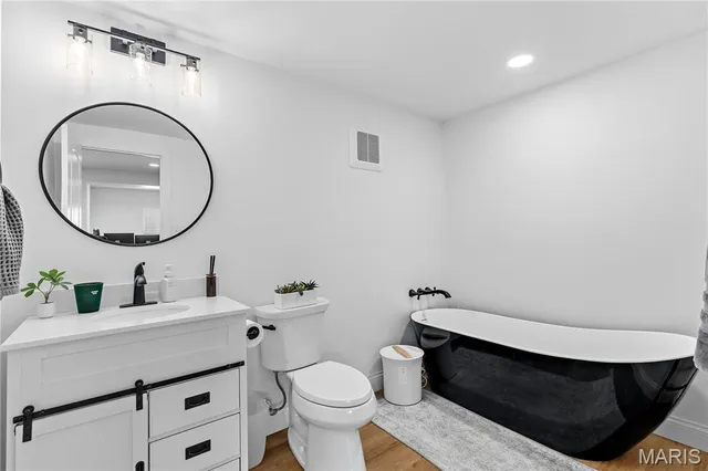 $1,399,999 | 102 Enclave Terrace, Weldon Spring, MO 63304