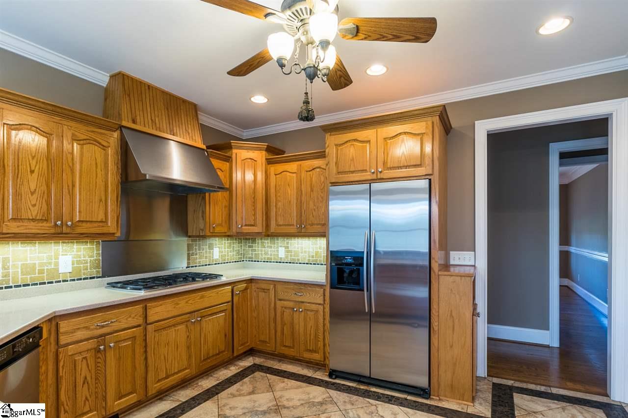 135 Lake Road Easley, SC 29642 - Photo 10 of 36 Gallery Image 10