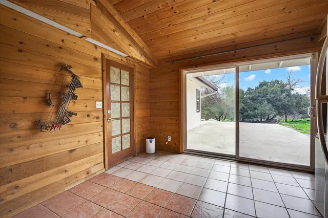 $629,000 | 31814 Lockwood Lane, Prather, CA 93651