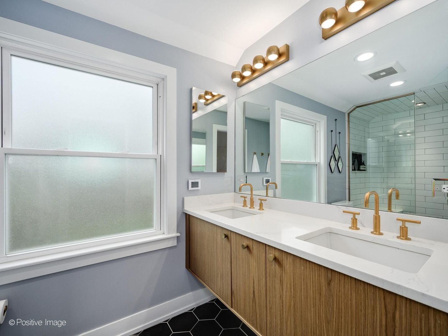 305 Maplewood Road Riverside, IL 60546 - Photo 17 of 27