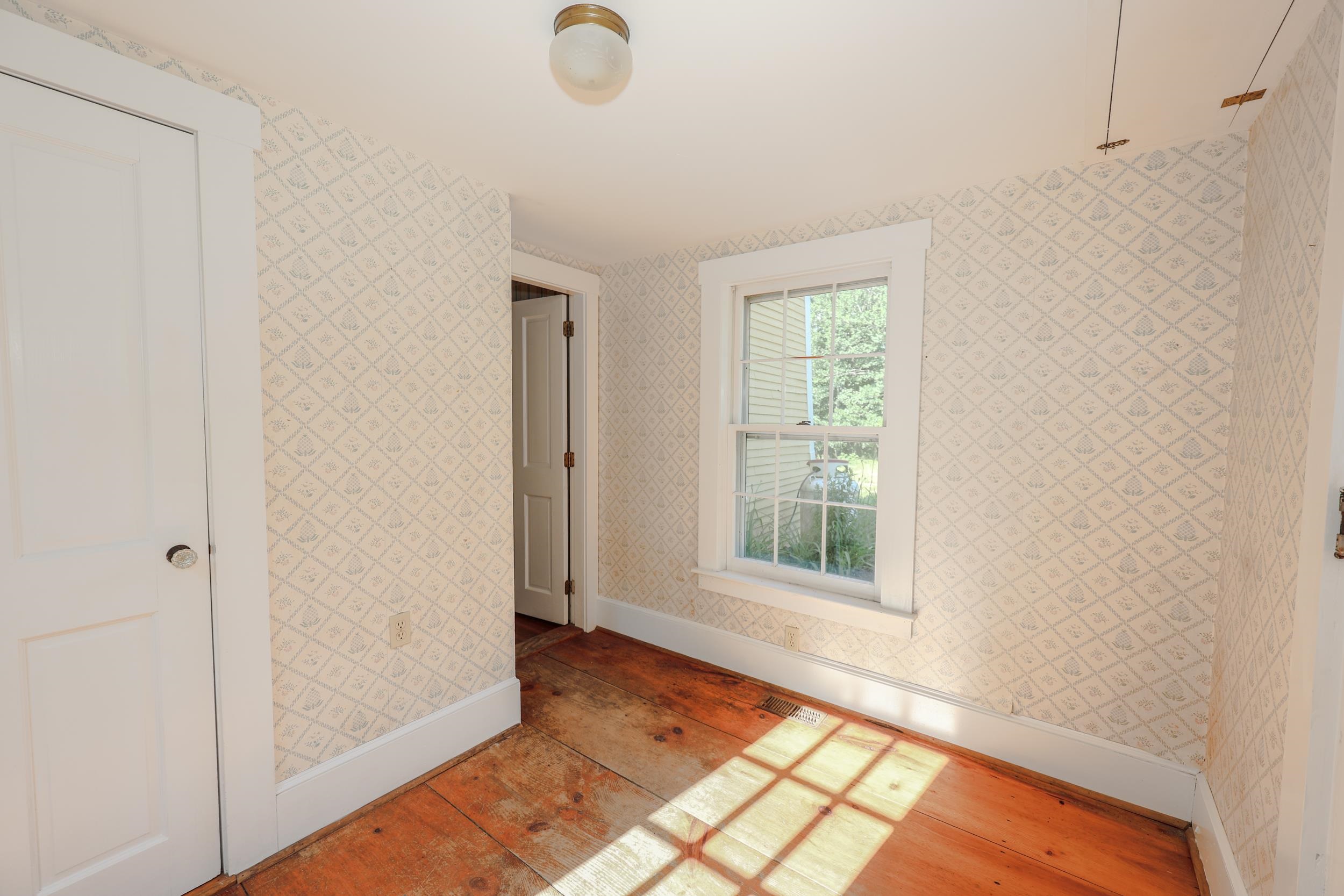 107 Greenfield Road New Boston, NH 03070 - Photo 45 of 59