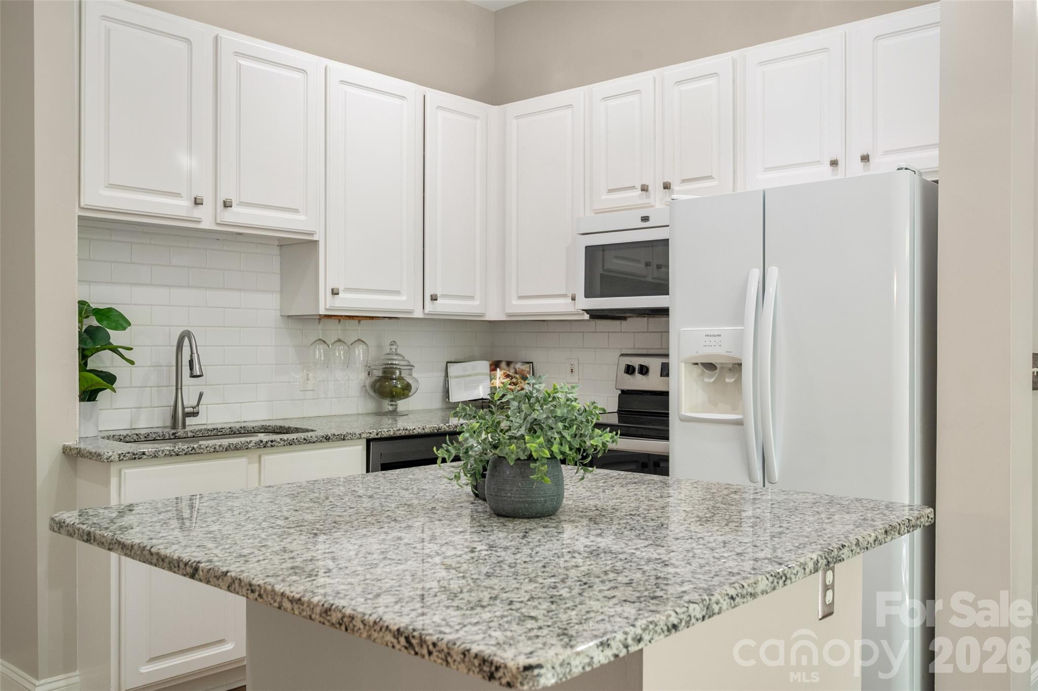 627 Garden District Drive Charlotte, NC 28202 - Photo 4 of 15 Gallery Image 4