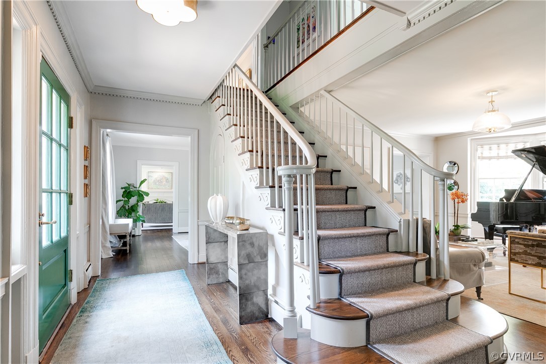 108 Penshurst Road Richmond, VA 23221 - Photo 4 of 50 Entryway with Beautiful Architectural Details and Large Staircase