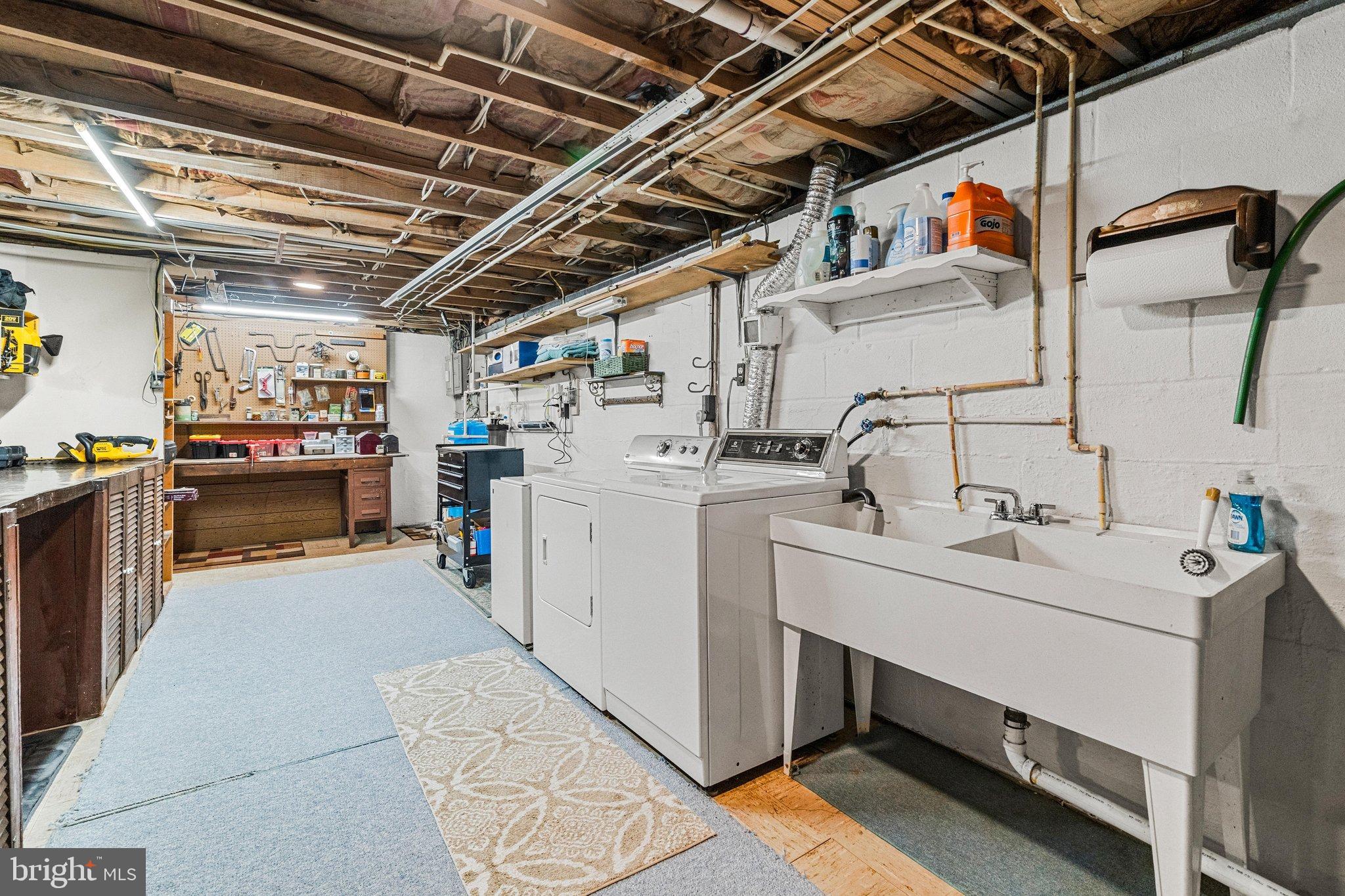 4529 Bill Moxley Road Mount Airy, MD 21771 - Photo 31 of 50 Utility room and great workshop area