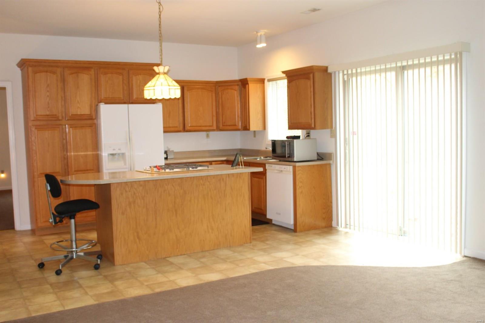 956 Pokey Road Pocahontas, IL 62275 - Photo 2 of 43 Gallery Image 2