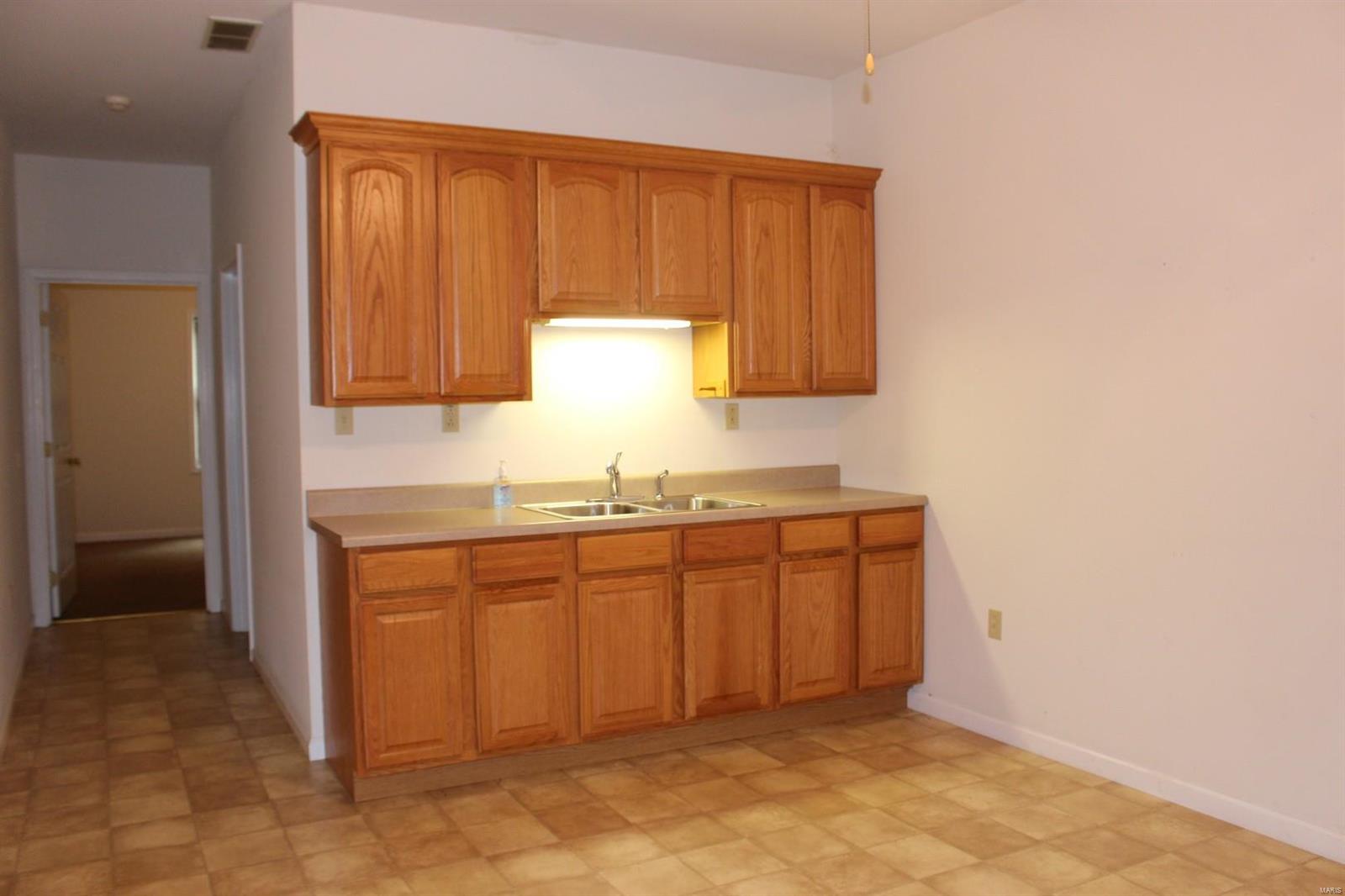 956 Pokey Road Pocahontas, IL 62275 - Photo 18 of 43 Gallery Image 18