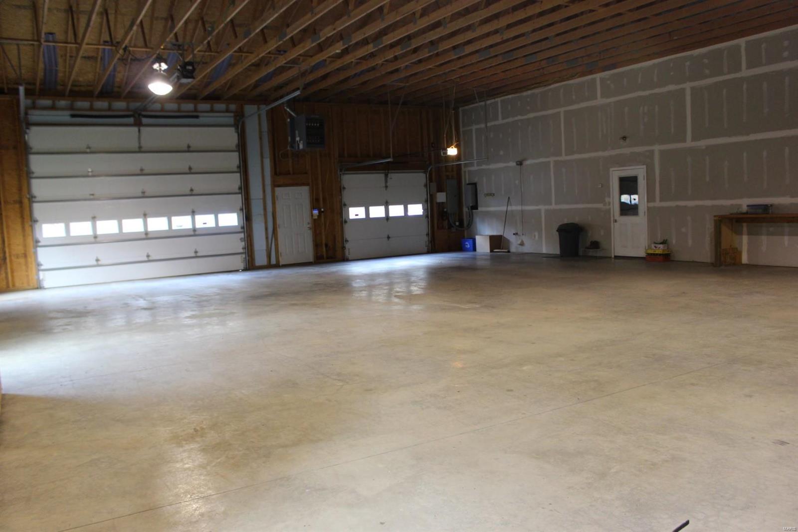956 Pokey Road Pocahontas, IL 62275 - Photo 27 of 43 Gallery Image 27