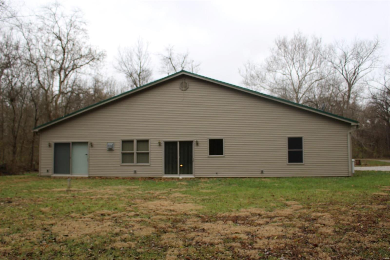 956 Pokey Road Pocahontas, IL 62275 - Photo 38 of 43 Gallery Image 38