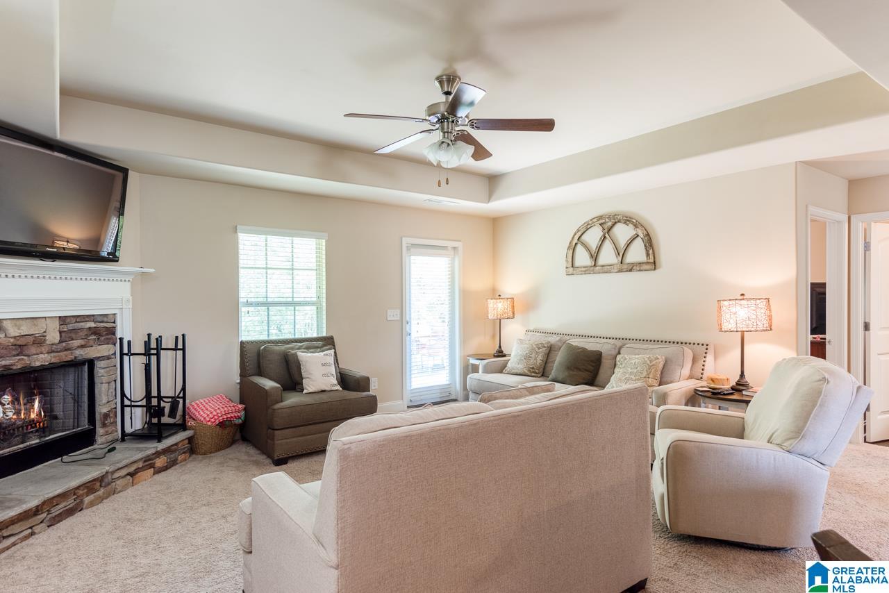 528 Green Meadows Trail Alabaster, AL 35114 - Photo 4 of 29