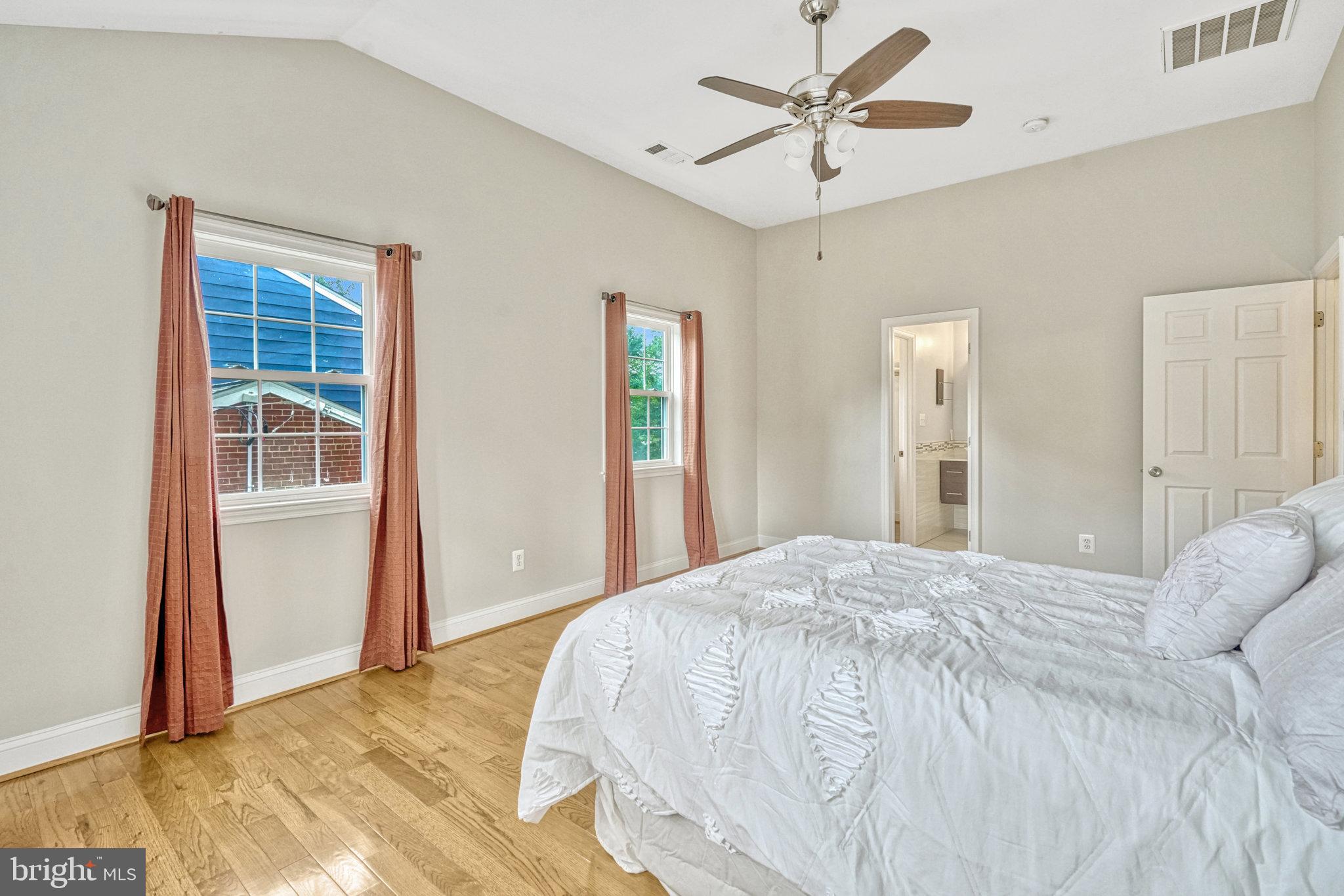 5187 Seminary Road Alexandria, VA 22311 - Photo 21 of 55 Gallery Image 21