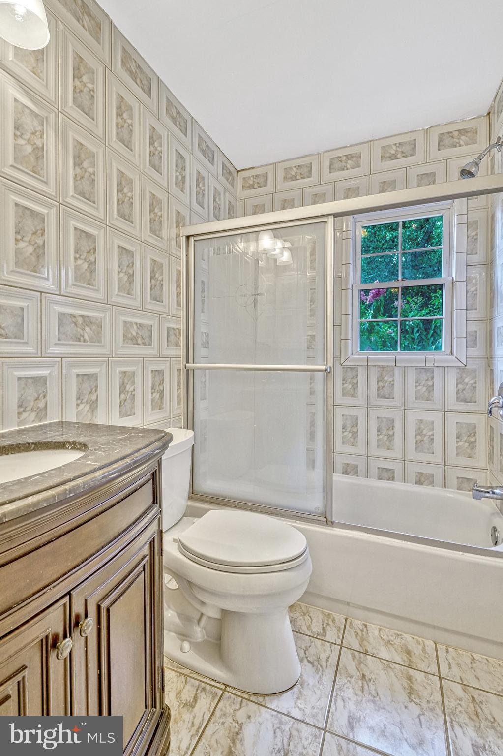 5187 Seminary Road Alexandria, VA 22311 - Photo 35 of 55 Full bath 2