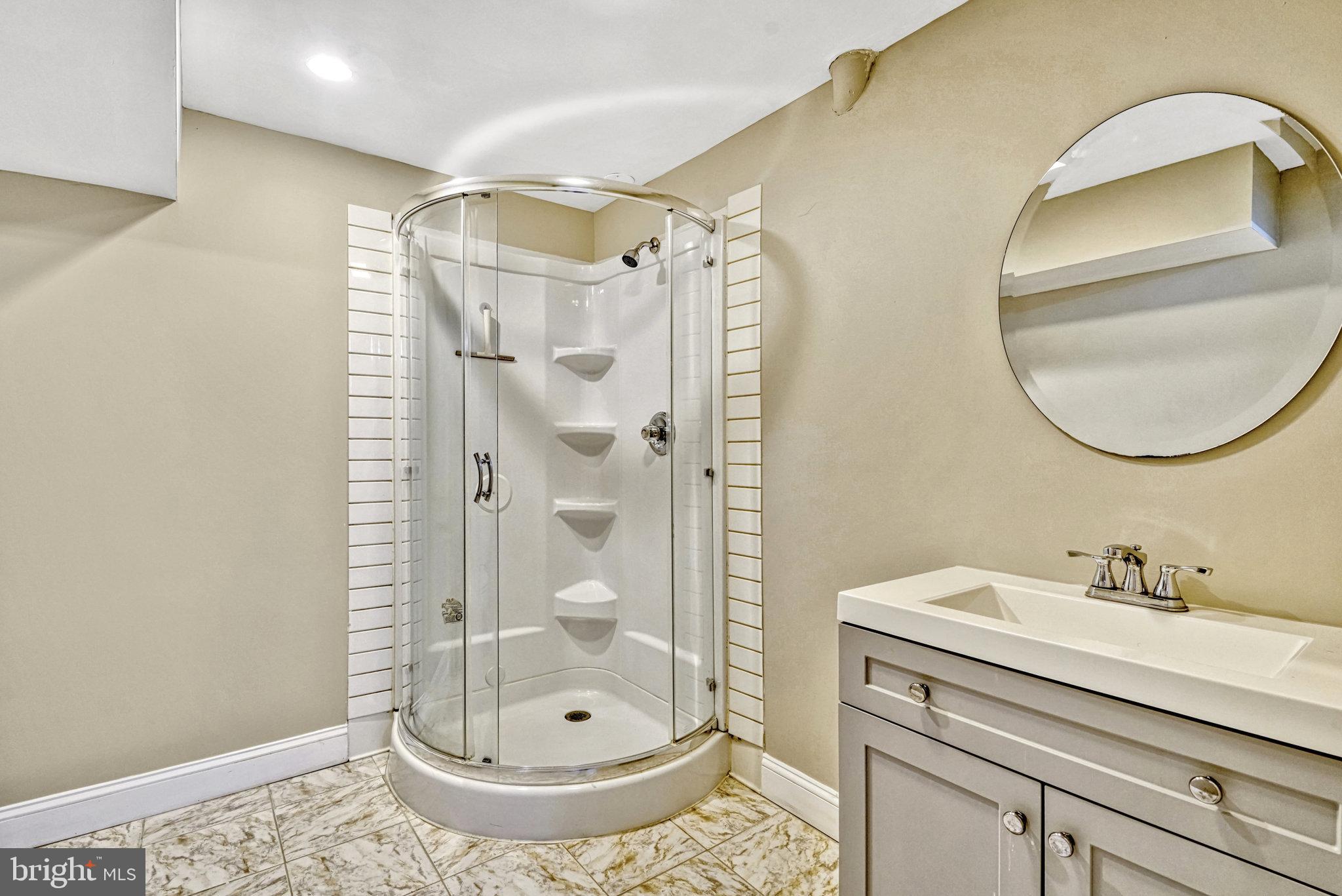 5187 Seminary Road Alexandria, VA 22311 - Photo 43 of 55 Full Bath 3