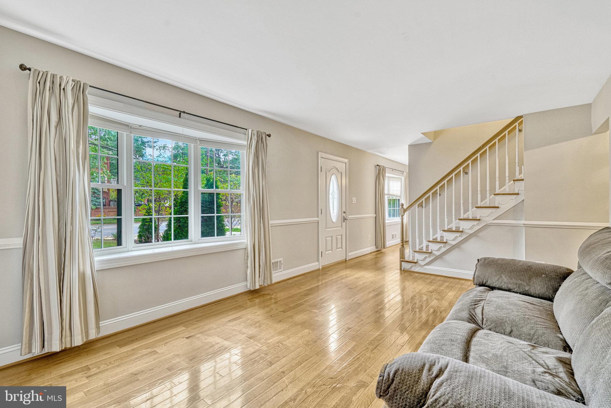5187 Seminary Road Alexandria, VA 22311 - Photo 5 of 55 Gallery Image 5