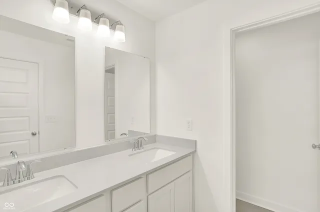 $324,995 | 4927 Gilet Drive, Noblesville, IN 46062