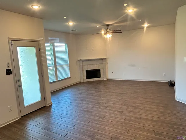 $265,000 | 9033 Reserve Oak Avenue, Zachary, LA 70791