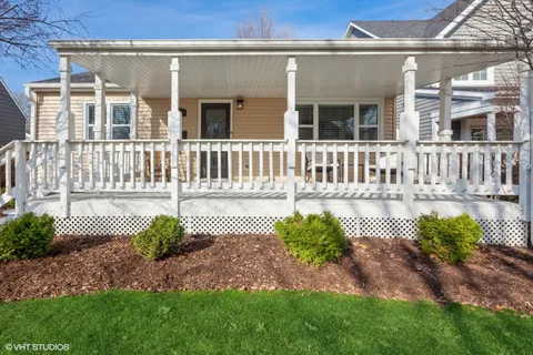 $475,000 | 1331 North Main Street, Naperville, IL 60563