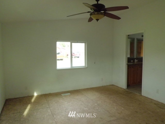 613 B Street Vader, WA 98593 - Photo 10 of 25 Gallery Image 10