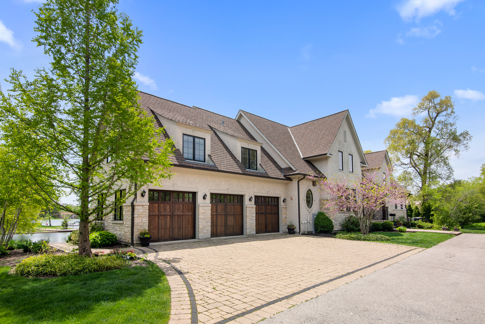 404 North Dee Road Park Ridge, IL 60068 - Photo 3 of 30