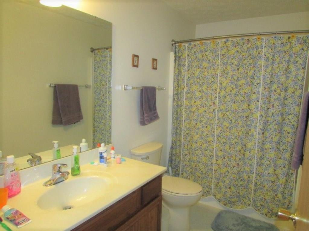 3926 Harris Lane Springfield, OH 45503 - Photo 12 of 20 Gallery Image 12