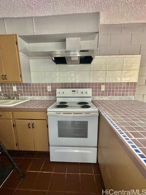 85-215 Ala Akau Street, Unit A Waianae, HI 96792 - Photo 13 of 17