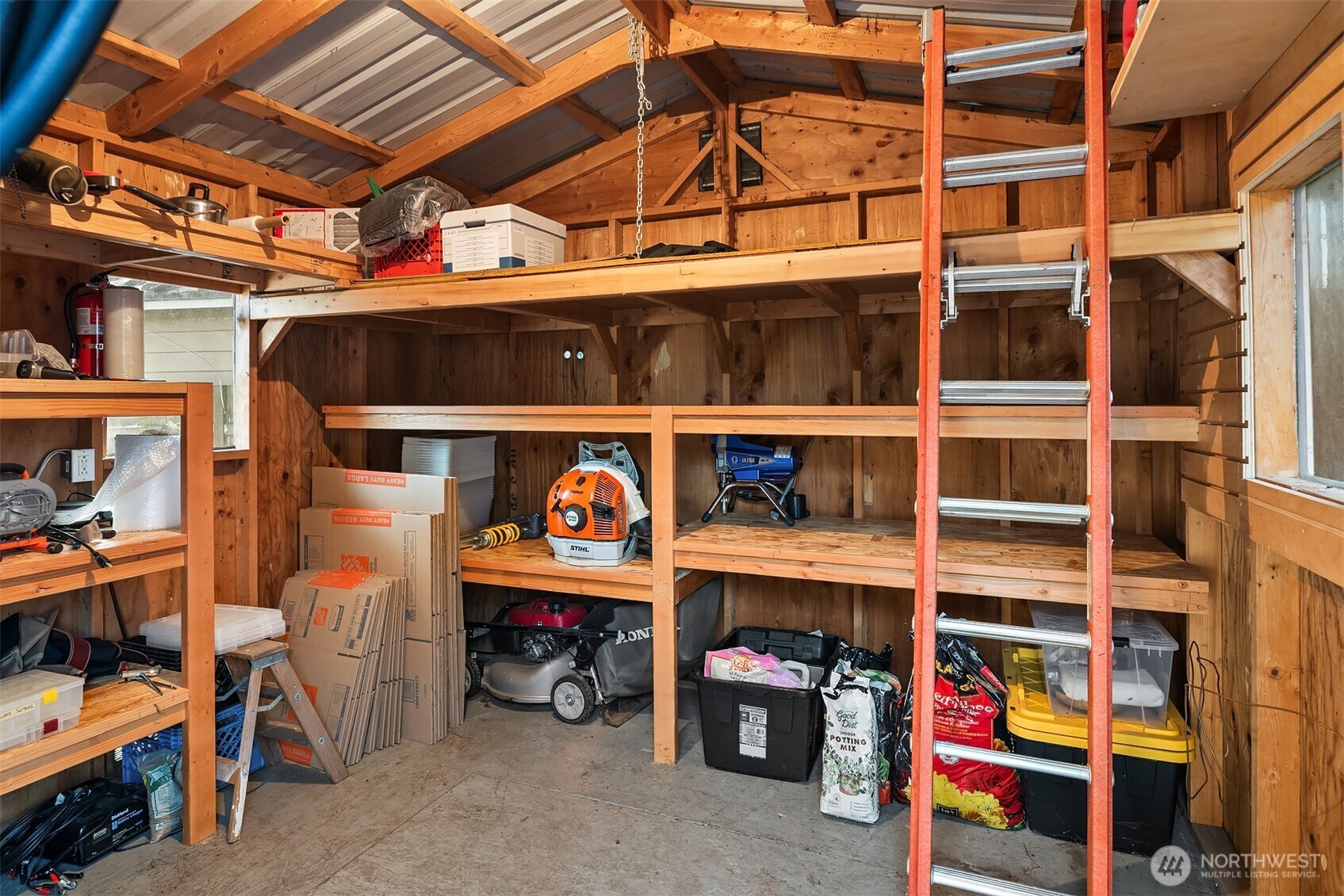 1825 Camas Avenue Northeast Renton, WA 98056 - Photo 27 of 33 Gallery Image 27