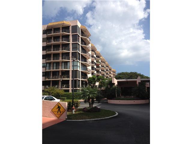 899 Jeffery Street, Unit 404 Boca Raton, FL 33487 - Photo 2 of 8 Additional Photo
