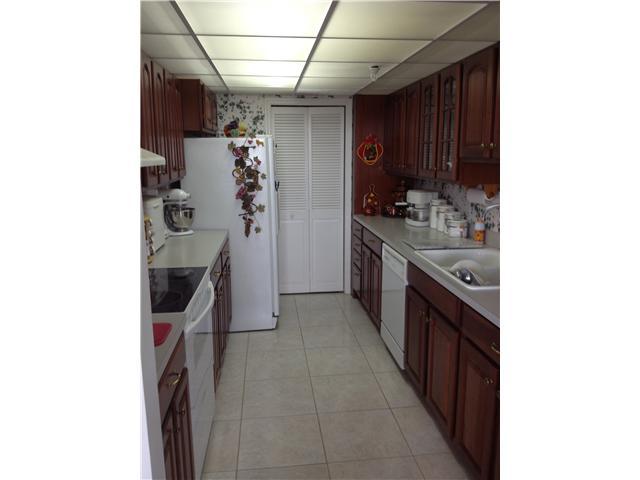 899 Jeffery Street, Unit 404 Boca Raton, FL 33487 - Photo 5 of 8 Additional Photo