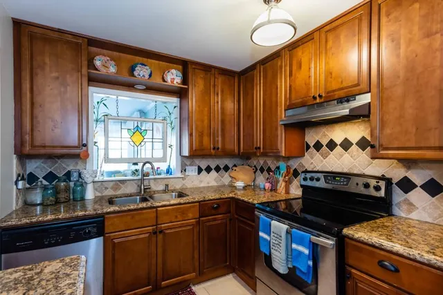 $199,000 | 14 Cantey Place Northwest, Atlanta, GA 30327