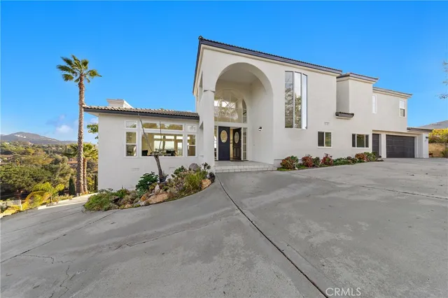 $1,425,000 | 1522 Maxwell Lane, Vista, CA 92084