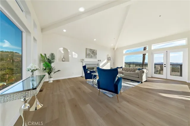 $1,425,000 | 1522 Maxwell Lane, Vista, CA 92084