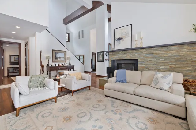 $2,599,000 | 310 Ranch Road, Unit 17, Mammoth Lakes, CA 93546